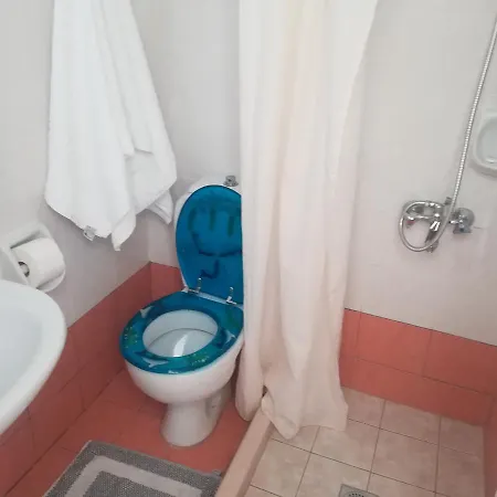 Konstantinos Apartment